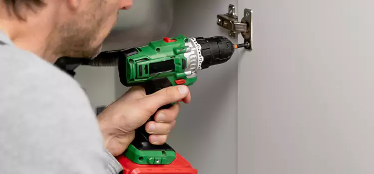 Commercial Door Hinge Repair Shirley