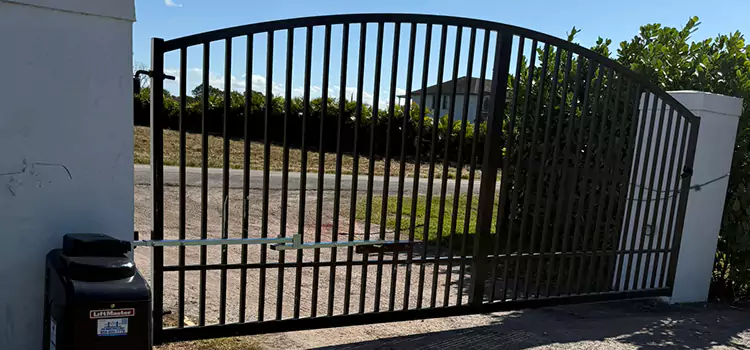 Driveway Fence Repair Shirley